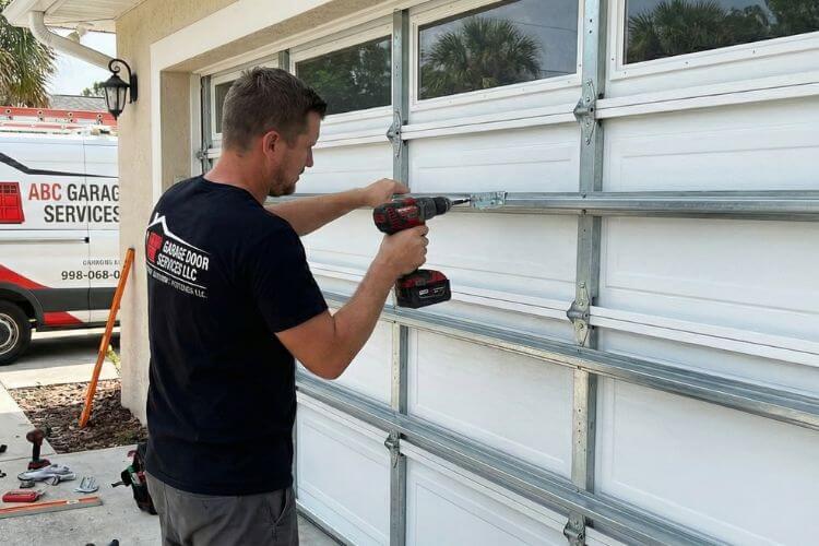 Hurricane garage door installation